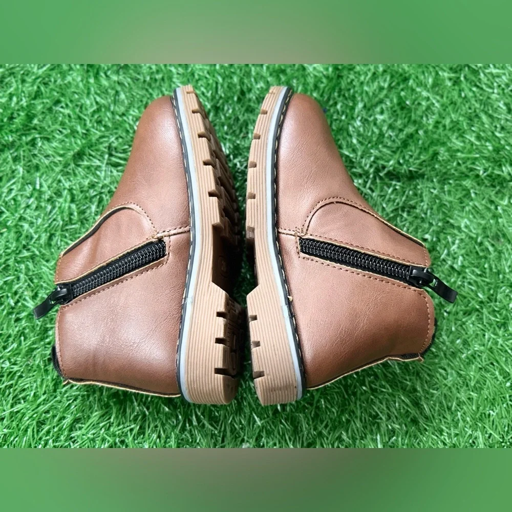 Brown‎ Kids Boots Size 26
